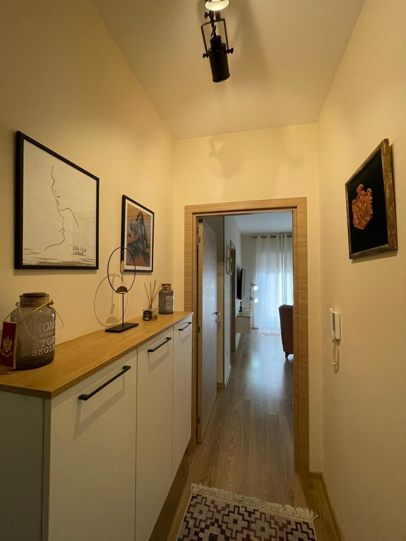 Apartman Montenegrina Budva Exteriör bild