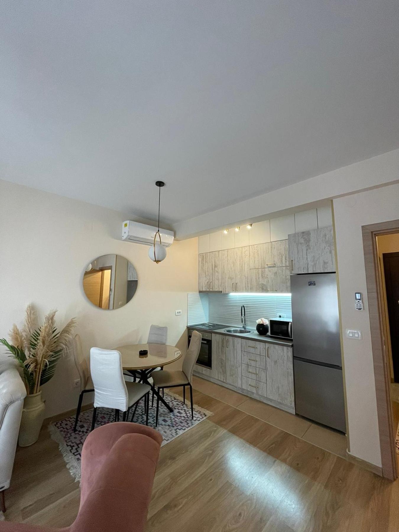 Apartman Montenegrina Budva Exteriör bild